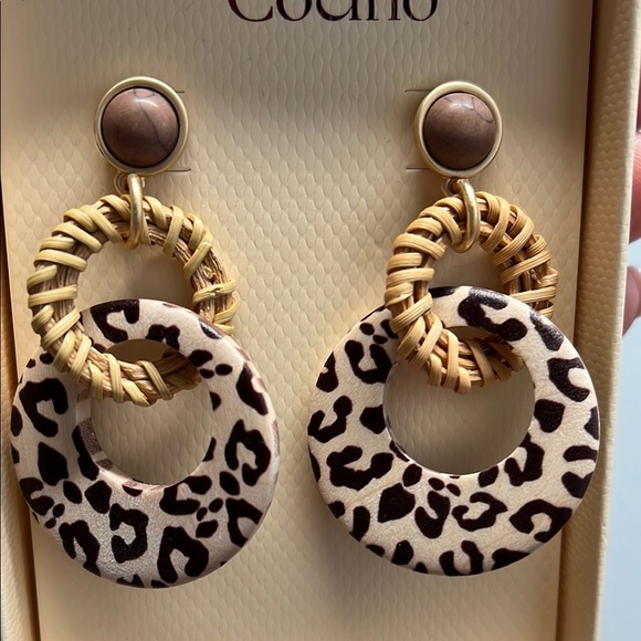 Camila Coelho | Leopard Print Dangle Earrings ✨ - Picture 7 of 7